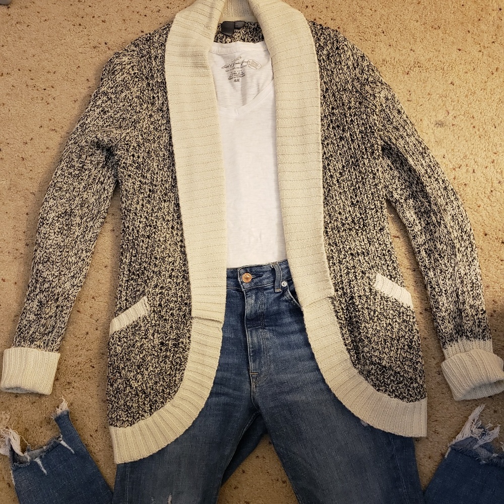 Francesca's Oversized Knit Cardigan
